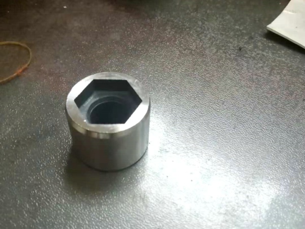 强耀螺母